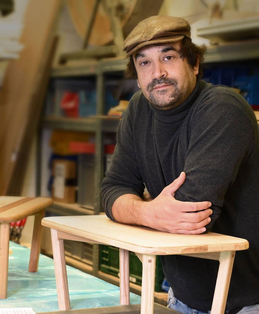 Für Ihre entspannte Momente in Ihrer gemütlichen Umgebung - unsere Meditationstische entwickelt vom Designer Marco Iannicelli - exklsuiv bei uns. Unsere Meditationstische entwickelt vom Designer Marco Iannicelli - exklsuiv nur bei uns.