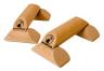 Unsere Parallettes-BASE begleiten dich auf deinen Reisen. Beim Handstand bleiben die Finger sauber.