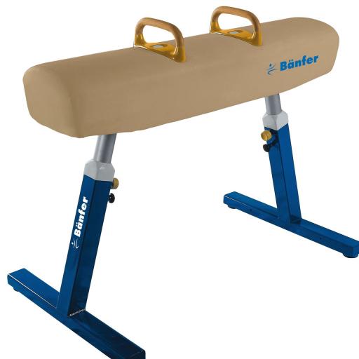 Höhenverstellbar in 50 mm Schritten: Pauschenpferd von 1100 bis 1350 mm.