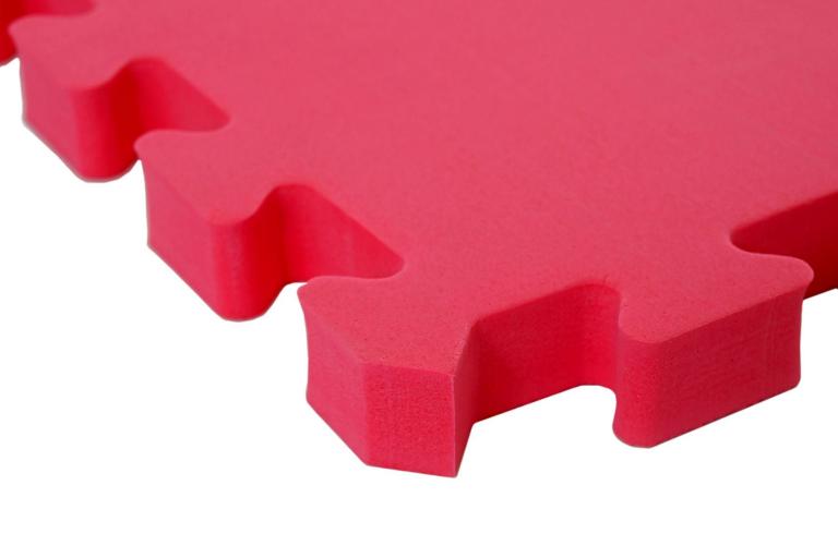 Rote Steckmatte Kombi in drei verschiedenen Größen.