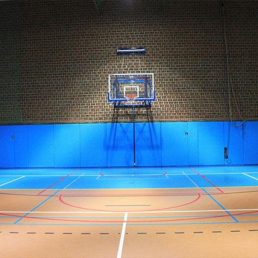 Prallschutzmatten für Turnhallen, Sportplätze und Trainingshallen.