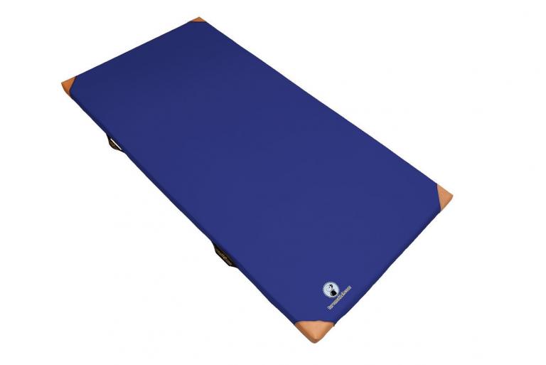 Leichtturnmatte-Lederecken-dunkelblau - die Echtlederecken sorgen für lange Werterhaltung